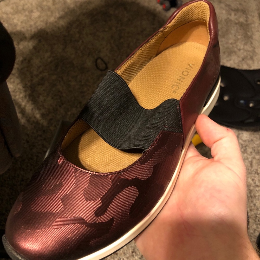 Women’s Vionic Shoes